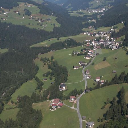Hotel Garni Haus Anita Liesing Eksteriør billede