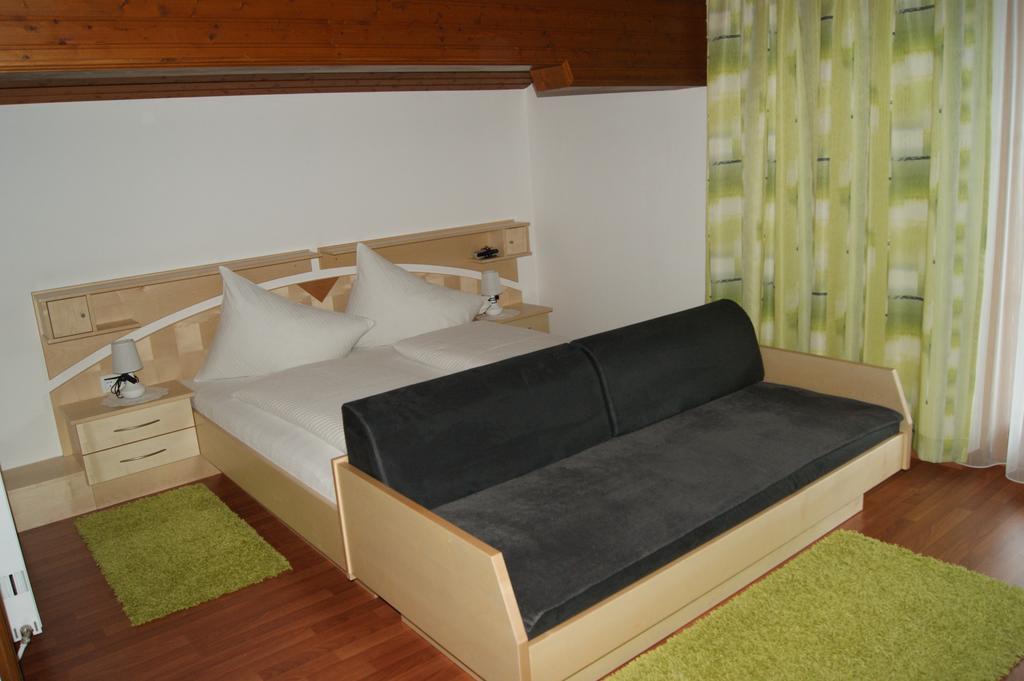Hotel Garni Haus Anita Liesing Eksteriør billede