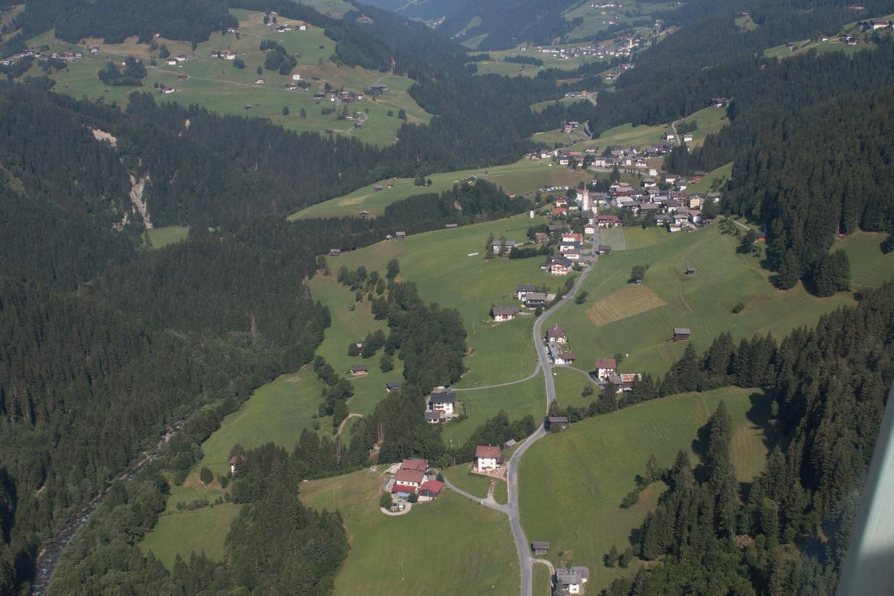 Hotel Garni Haus Anita Liesing Eksteriør billede